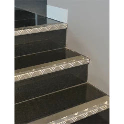 Hot Sale 😍 Metal Mate 25 X 25 X 2mm 2.4m Angle Tread Plate Silver - To Australia ✔️ -Metal Mate Shop 7c821f66978b4303a4b18769fa0b7e77